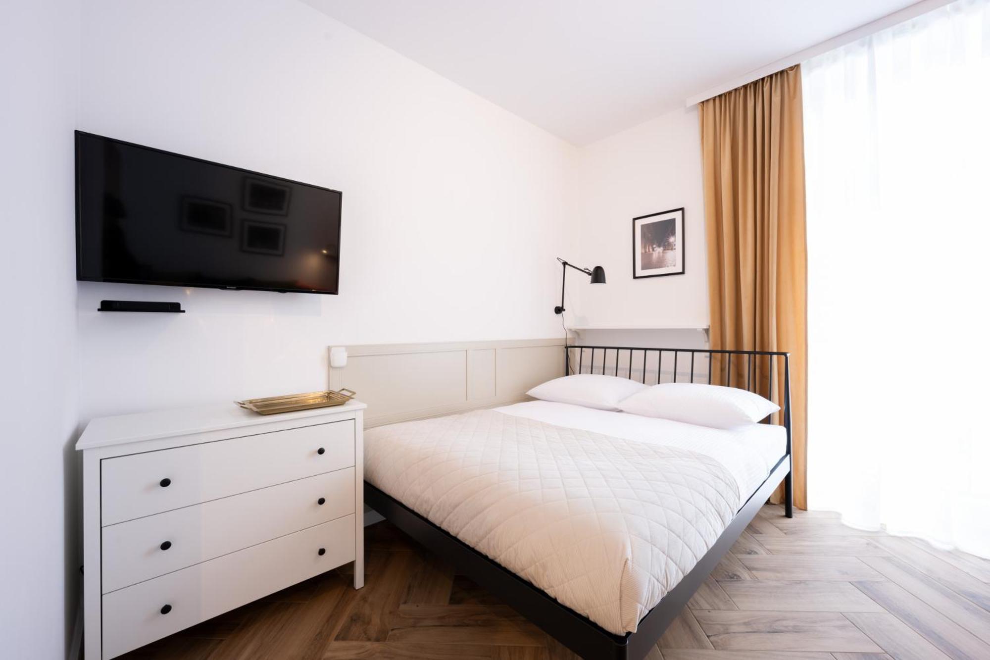 Native Apartments Pulaskiego 6 Krakkó Kültér fotó