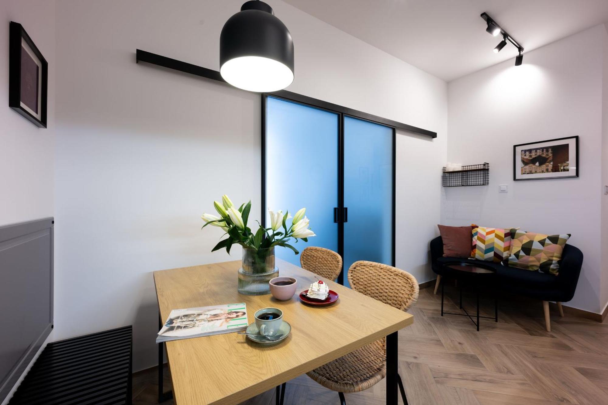 Native Apartments Pulaskiego 6 Krakkó Kültér fotó