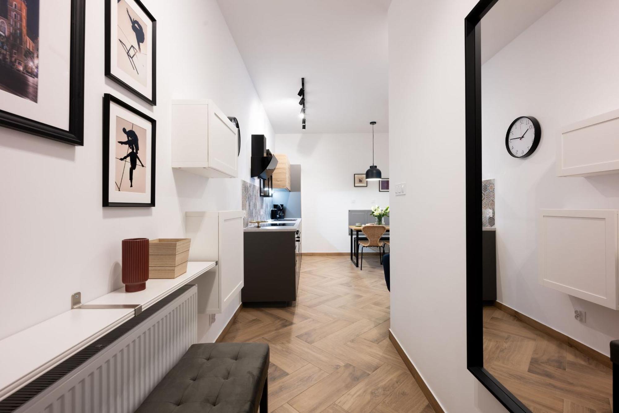Native Apartments Pulaskiego 6 Krakkó Kültér fotó